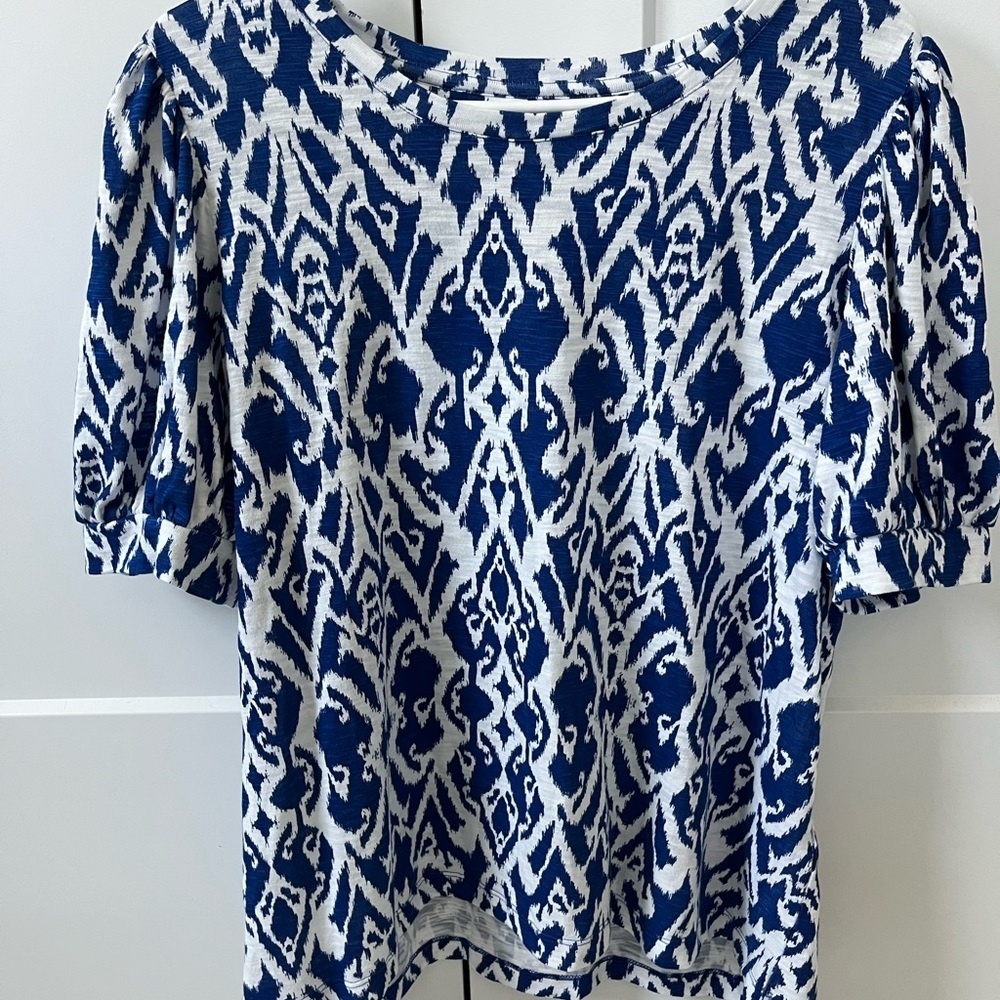 NWT Chico’s Blue & White‎ Patterned Women's Short Sleeve Top, XL - Picture 4 of 11